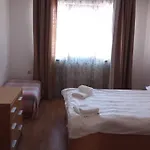 Top Lodge Apartments 3*