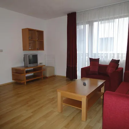 Top Lodge Apartments Апарт-отель 3*
