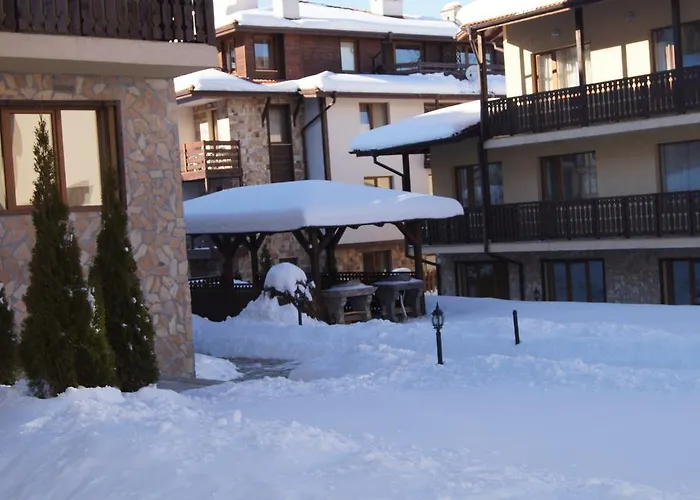 Top Lodge Apartments