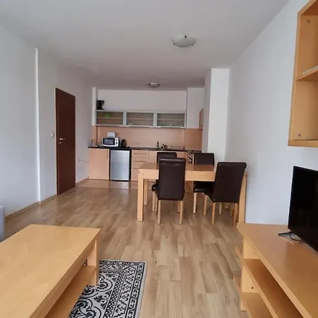 Top Lodge Apartments