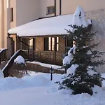 Top Lodge Apartments
