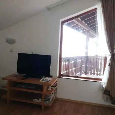 Top Lodge Apartments 3* Banszko