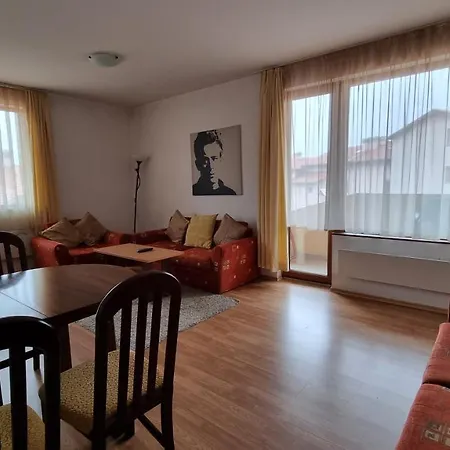 Top Lodge Apartments