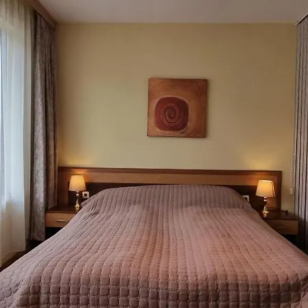 Top Lodge Apartments 3* Banszko