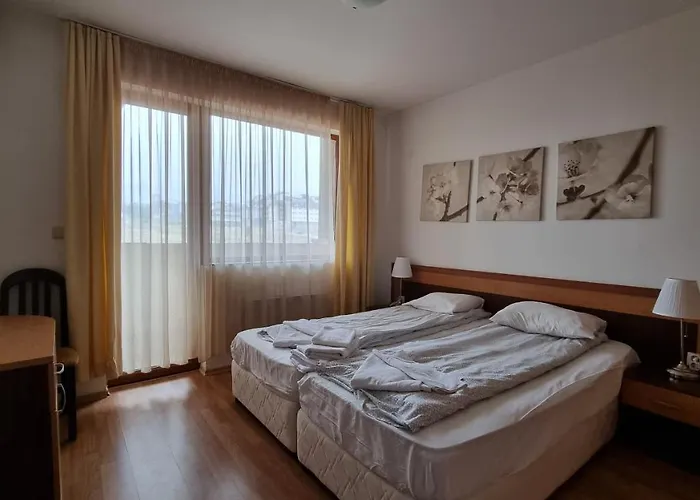 Top Lodge Apartments